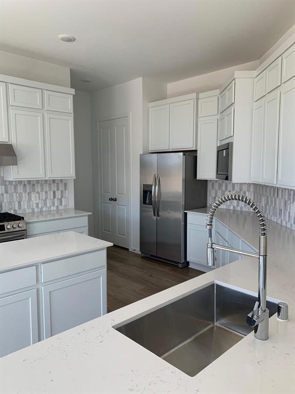 Building Photo - 32030 Meadowlake Mews Ln