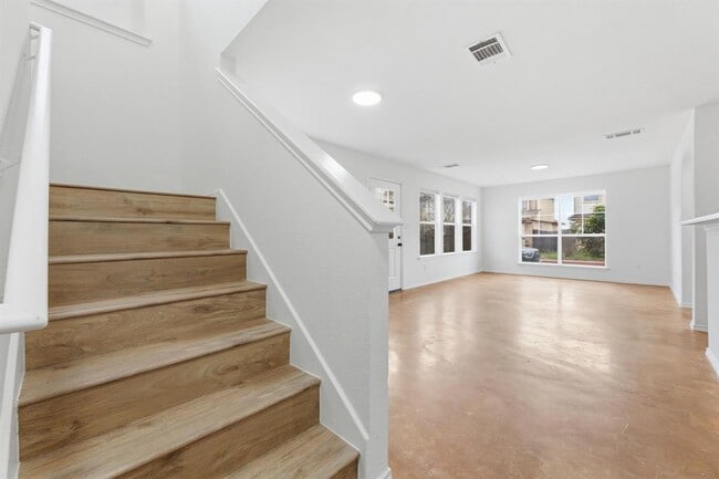 Building Photo - 4516 Felicity Ln