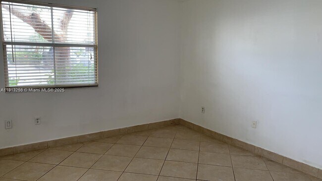 Building Photo - 9766 NW 48th Terrace