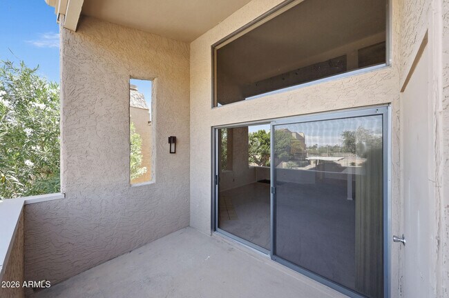 Building Photo - 7950 E Starlight Way