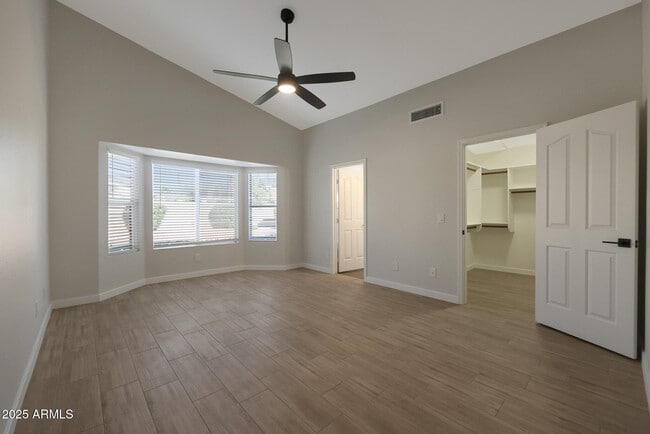 Building Photo - 5616 E Gelding Dr