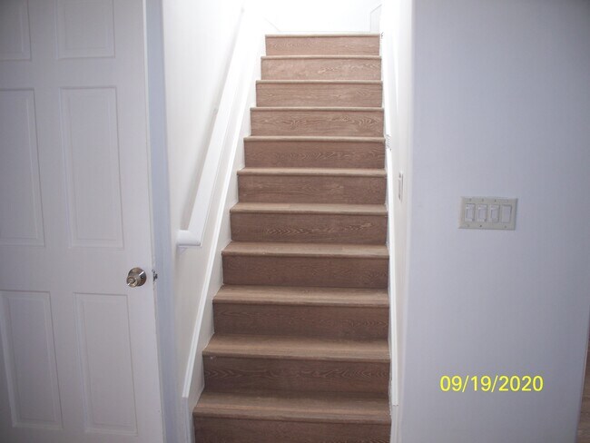 Building Photo - 7339 W 91st St