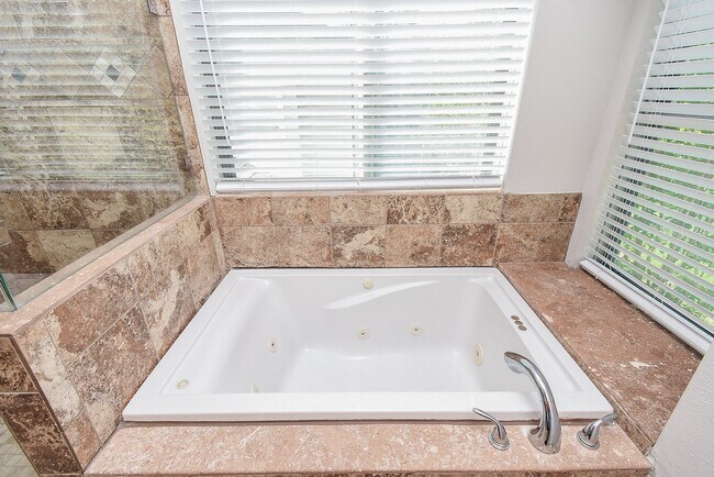 Building Photo - 3030 Great Lakes Ave