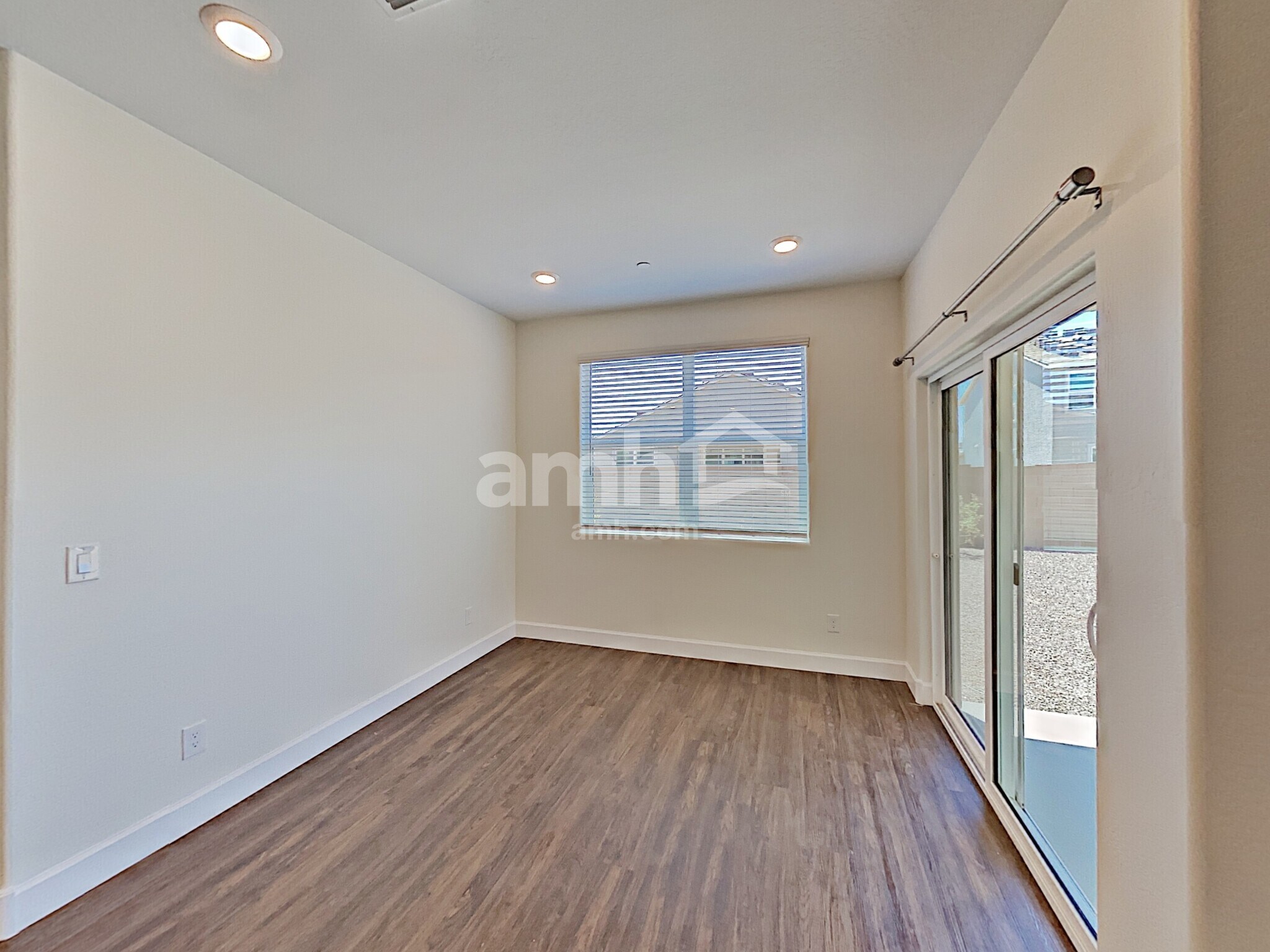 Building Photo - 5951 W Larkspur Dr