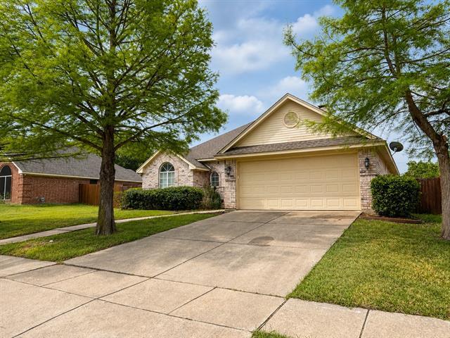 Building Photo - 1806 Sand Stone