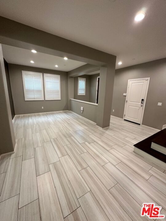 Building Photo - 17032 Cantlay St