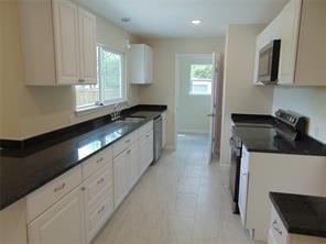 Building Photo - 2918 Ashglen Dr