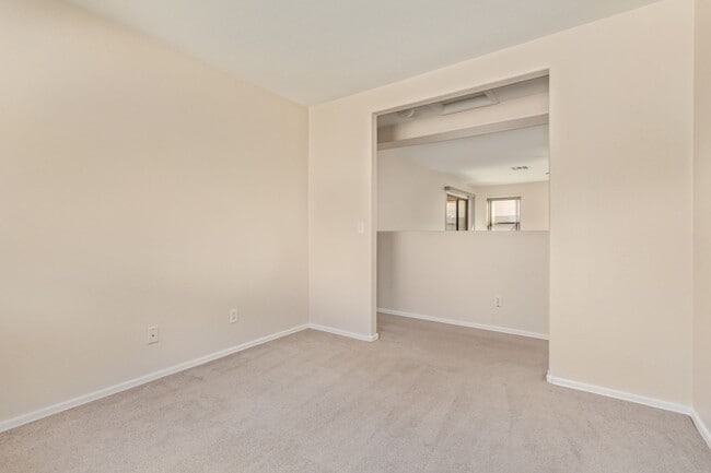 Building Photo - New Listing in El Mirage