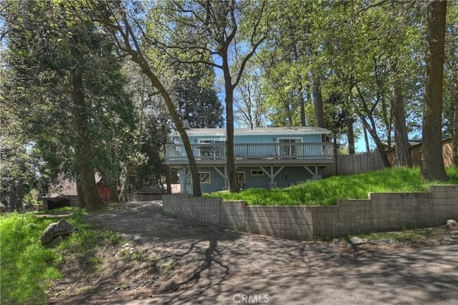 Primary Photo - 22365 Pine Dr
