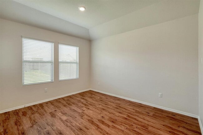 Building Photo - 21608 Windmill Ranch Ave