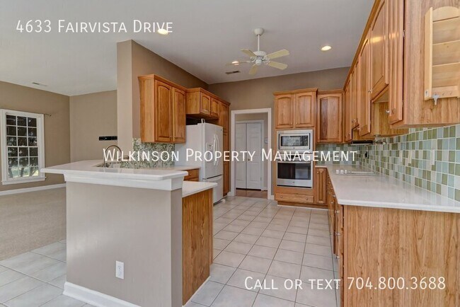 Building Photo - 4633 Fairvista Dr