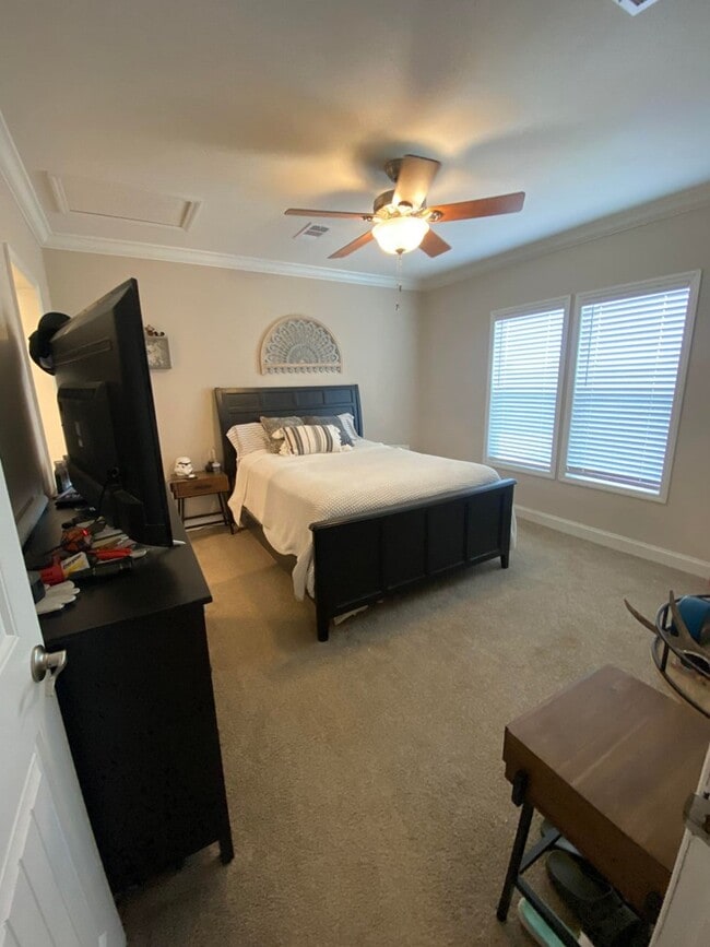 Building Photo - 1545 Elm Pass Rd