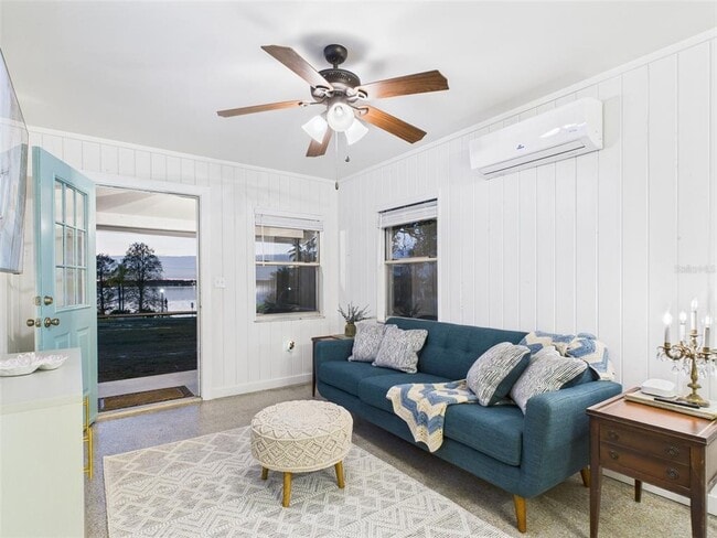 Building Photo - 222 7th St NW