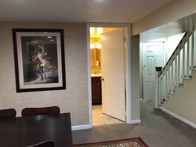 Building Photo - 720 Fairmont St NW