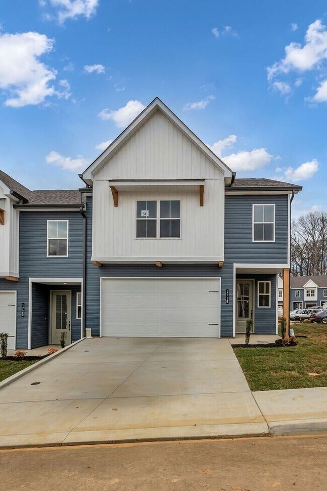 Building Photo - 3 bedroom 2.5 bath Cosmo Floorplan at Andes Hill