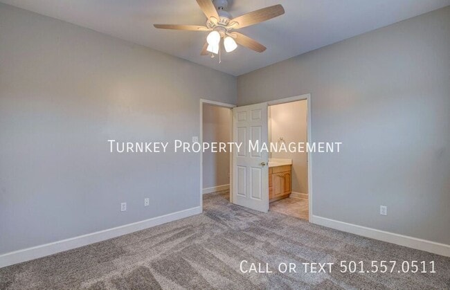 Building Photo - 4314 Old Oak Dr