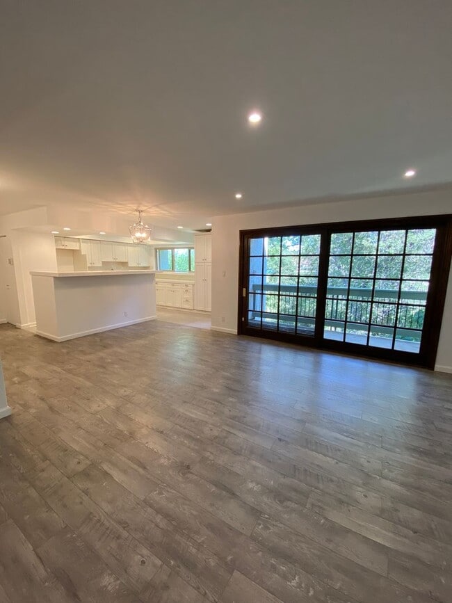 Primary Photo - Beautifully Renovated 3+2 Creekside Condo ...