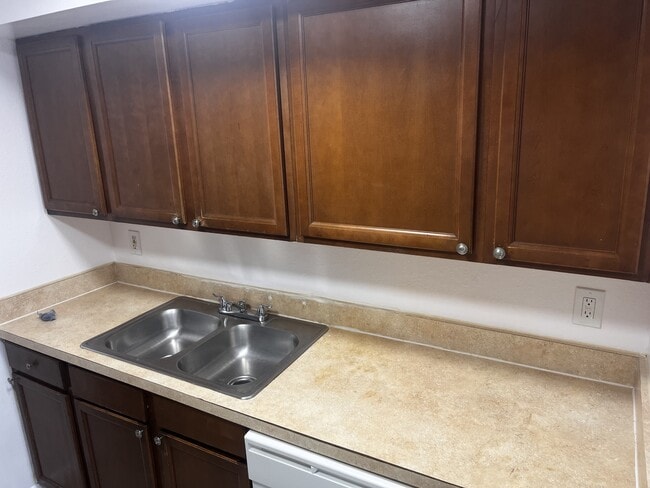 Building Photo - 2944 NW 55th Ave