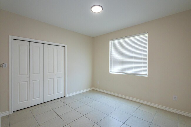 Building Photo - 1512 Latigo Lp