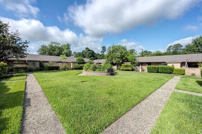 Building Photo - 1529 Wirt Rd