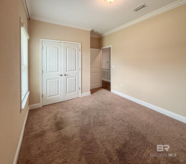 Building Photo - 24119 Weatherbee Park Dr