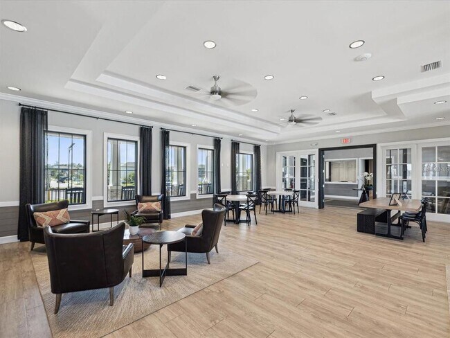 Building Photo - 6743 Bar S Bar Trl