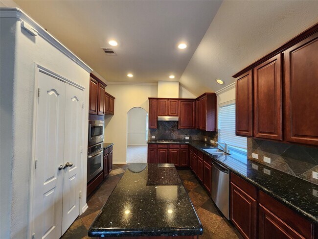 Building Photo - 15135 Heron Meadow Ln