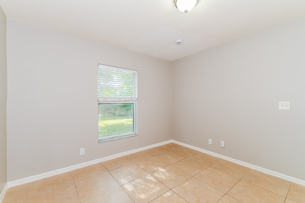 Building Photo - 1144 SW 6th Terrace