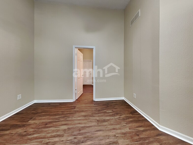 Building Photo - 8149 Whitham Dr