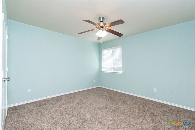 Building Photo - 3264 Vineyard Trail