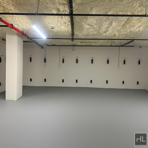 Building Photo - 91 Bruckner Blvd