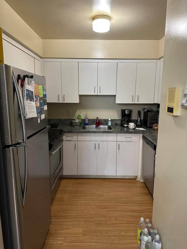 Building Photo - 34790 W 8 Mile Rd