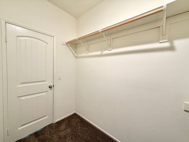 Building Photo - 2 bedroom 2.5 Bathroom Home with a LOFT located in the heart of Menifee!