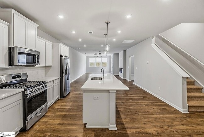 Building Photo - 148 Herrick Pl