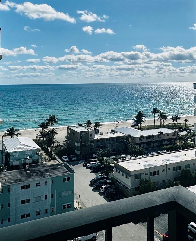 Building Photo - 1501 S Ocean Dr