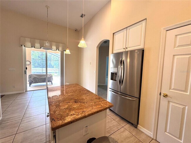 Building Photo - 107 Nandina Terrace