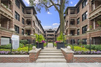 Building Photo - Reside on Irving Park