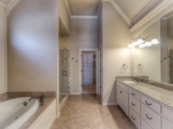 Building Photo - 8680 East 105th Ct S