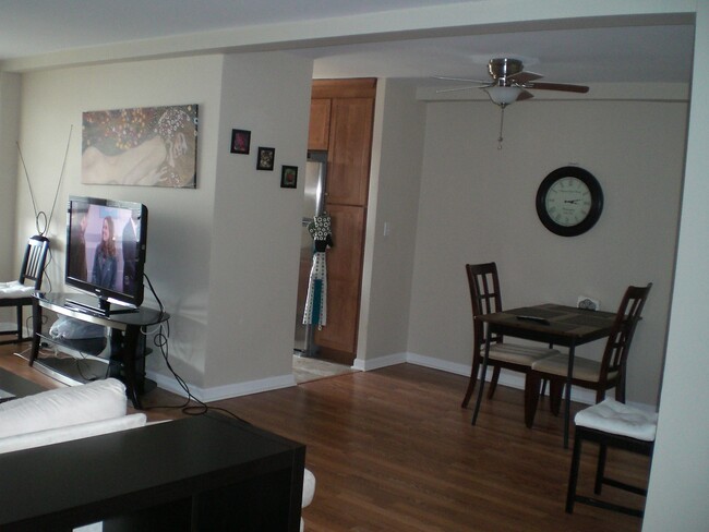 Dining den - 700 Summer St