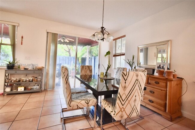 Building Photo - 11020 NW 48th Terrace