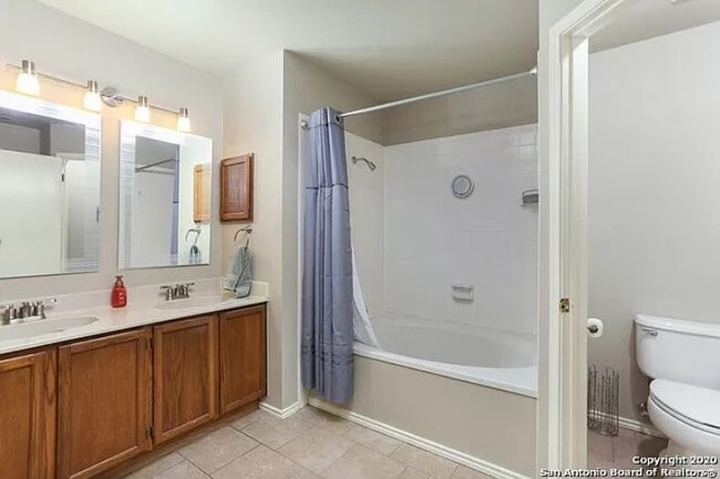 Building Photo - 5739 cedar