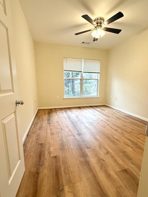 Building Photo - 5126 Brittney Elyse Cir