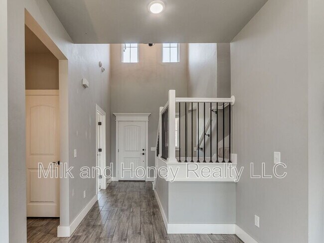 Building Photo - 3212 Hayven Cir