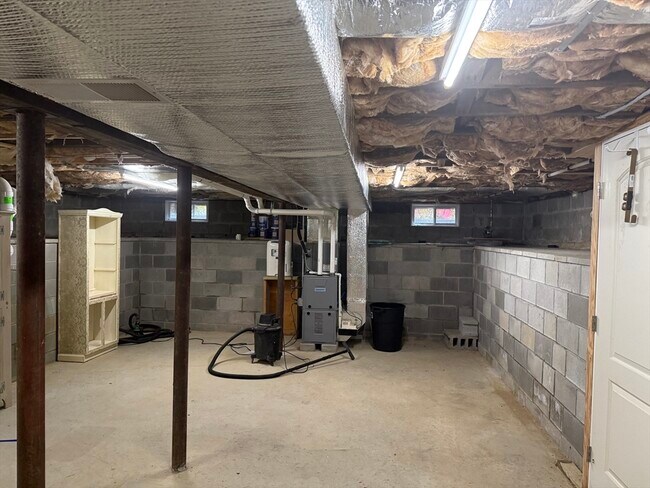 Building Photo - 44 Navaho Shores Rd