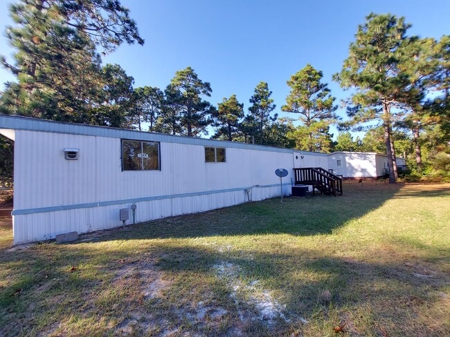 Building Photo - 119 E Woods Ct