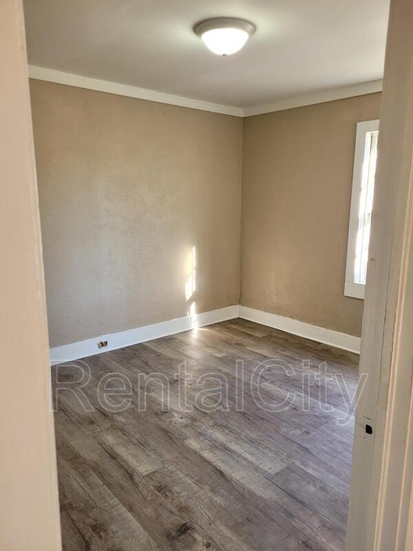 Building Photo - 142 Longfellow Ave
