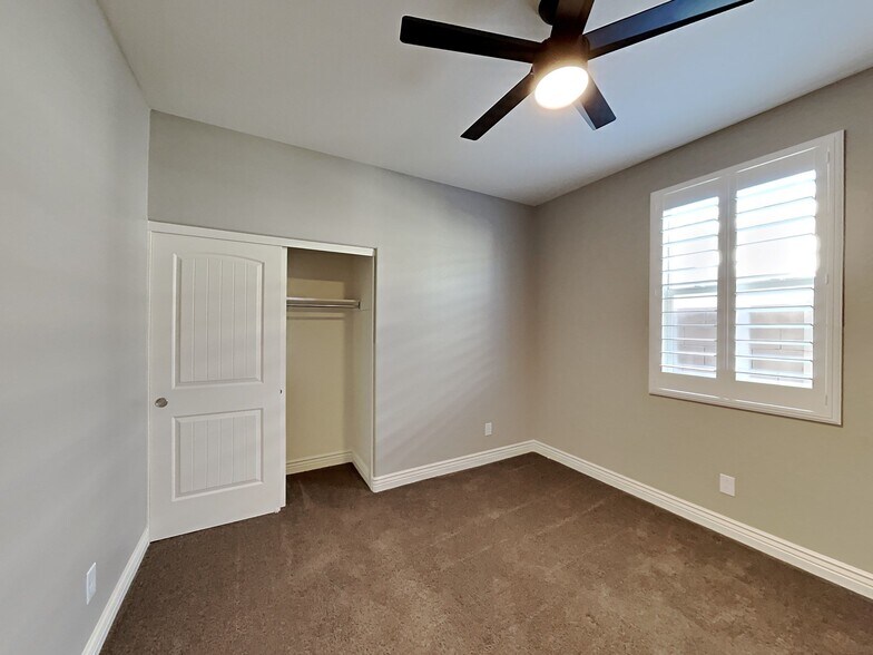 Building Photo - 22530 E Tierra Grande