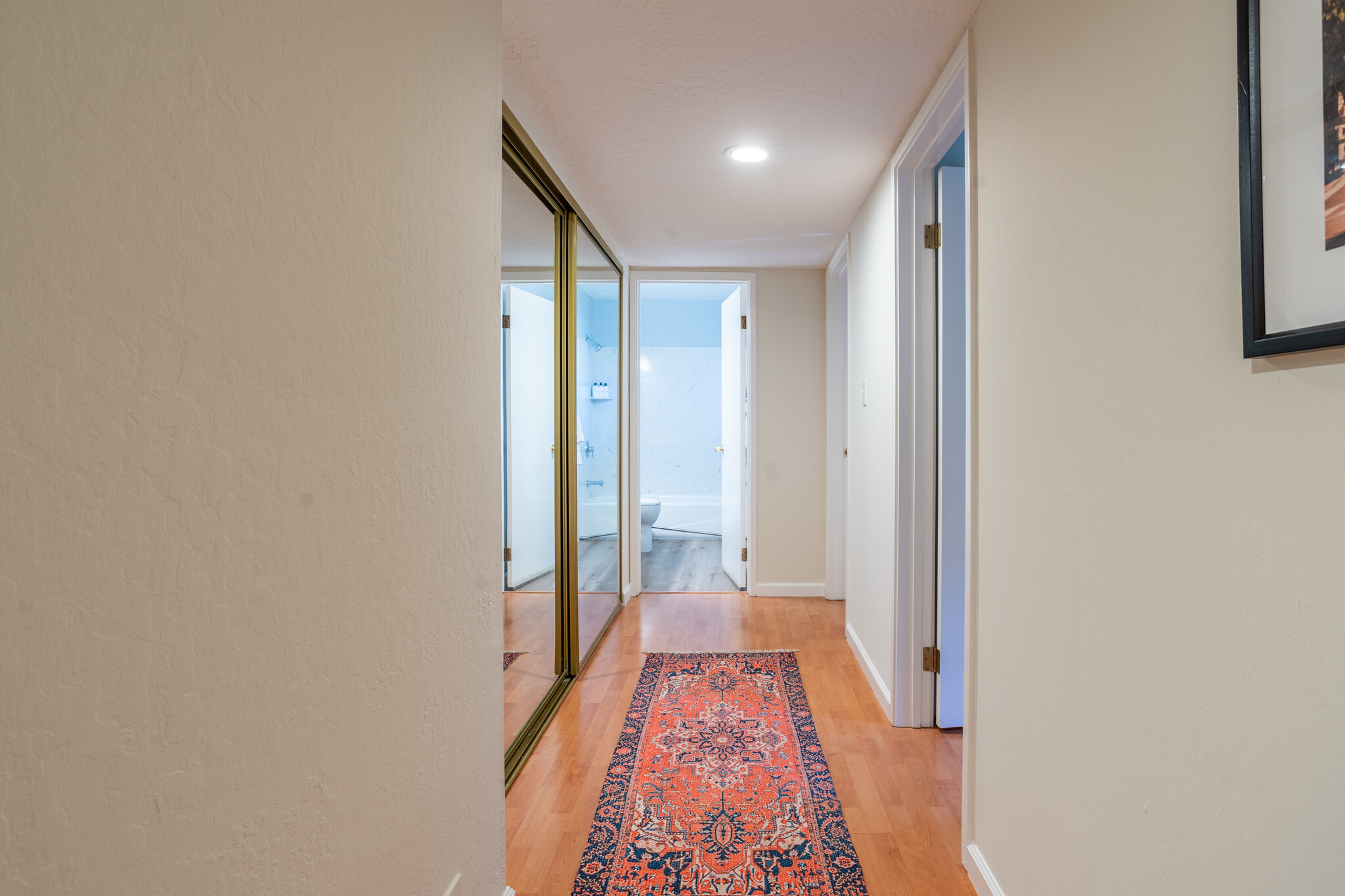 Building Photo - 181 Del Medio Ave