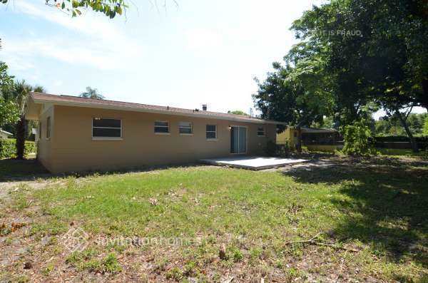 Building Photo - 3655 Searobin Dr SE