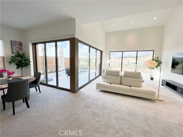 Building Photo - 129 Halworth